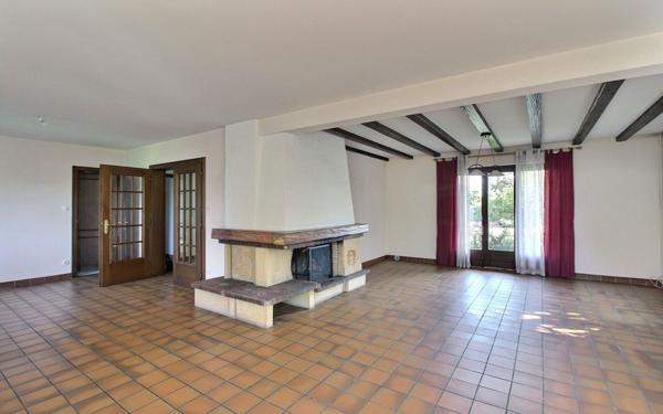 Maison à louer    6 pièces •  Andolsheim