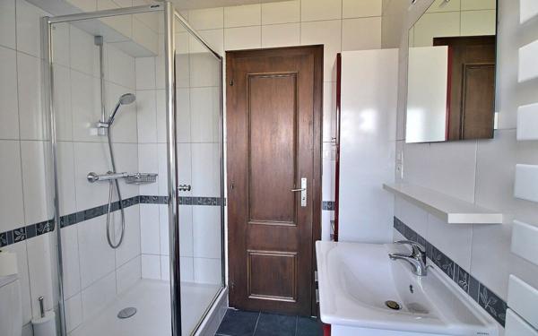 Maison à louer    6 pièces •  Andolsheim