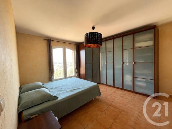 Maison à vendre  10 pièces - 225 m 2   OLLIOULES  - 83