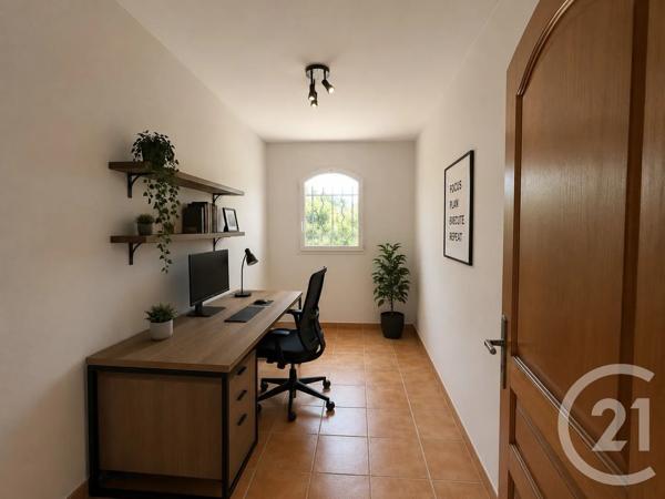 Maison à vendre  10 pièces - 225 m 2   OLLIOULES  - 83