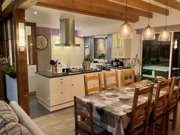 Maison traditionnelle de 146 m²