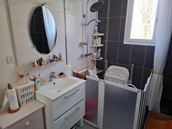 Maison à vendre à Rostrenen dans les Côtes-d'Armor (22110), ref : 22075/MAIS1617