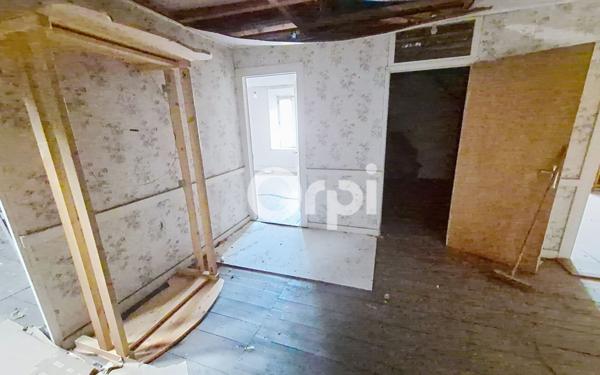 Maison à vendre    6 pièces • 240 m2 Nomeny