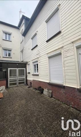 Immeuble à vendre 242 m² Aumale
