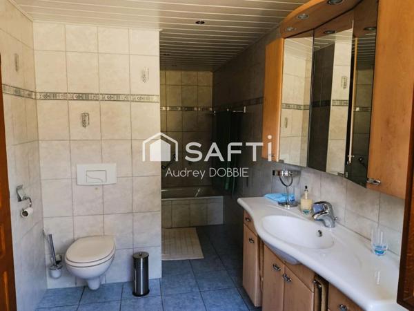 07140 : Maison Pierre de 268 m² sur 4015m² de terrain