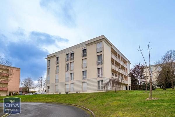 Appartement à louer 4 pièces 77.1m²