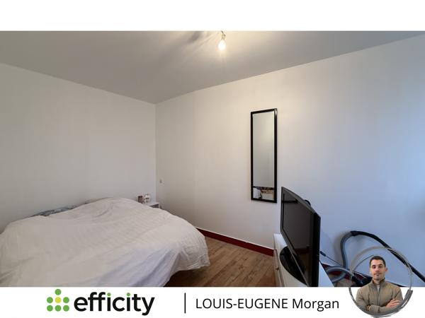 Immeuble 10 pièces - 150 m²