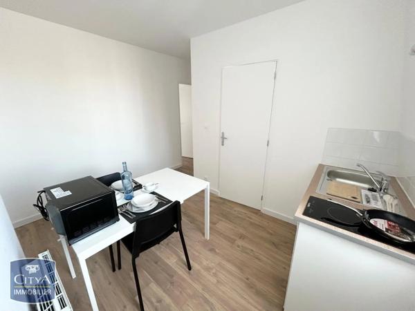 Appartement à louer 2 pièces 20.1m² Valenciennes (59300)