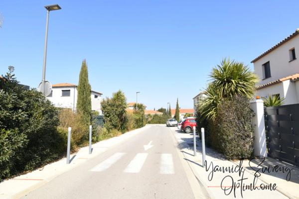 Maison de 100 m² + jardin à SAINT LAURENT DE LA SALANQUE (66)