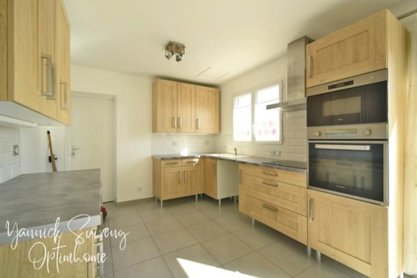 Maison de 100 m² + jardin à SAINT LAURENT DE LA SALANQUE (66)