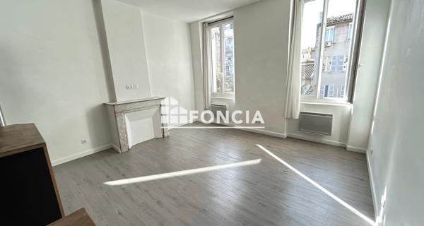 Location Appartement 2 pièces 38 m² - Marseille 13006