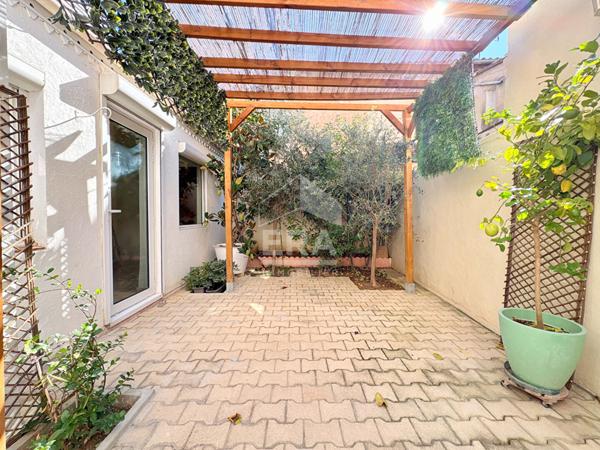 A VENDRE 84120 PERTUIS MAISON DE VILLE TYPE 5 PIECES D'ENVIRON 184M² AVEC COUR ET CAVE