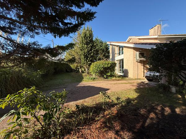 Sanguinet - Maison familiale 135 m² ? Terrain 800 m² - À 800 m du lac