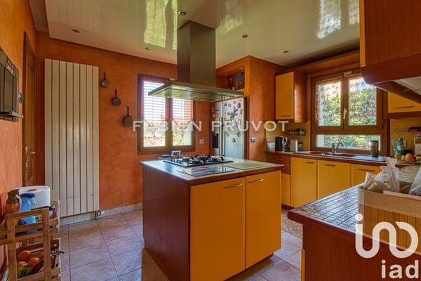 Maison 8 pièces de 230 m² à Herblay-sur-Seine (95220)