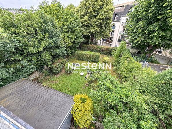 MEUDON - QUARTIER DU VAL - Maison avec jardin 10 pièces sur un terrain de 419 m²