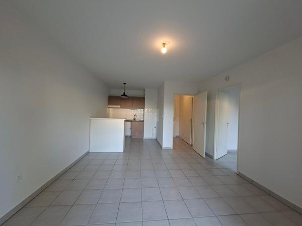 Parking + appartement
