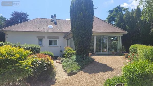 Achat - Maison Sablé-sur-Sarthe 72300 10 pièces 264 m 2 5904 m 2