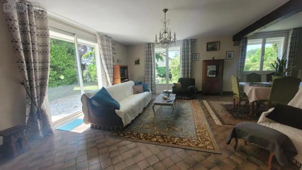 Achat - Maison Sablé-sur-Sarthe 72300 10 pièces 264 m 2 5904 m 2