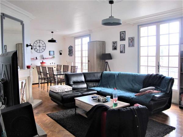 MAISON 98M², 3 CHAMBRES AVEC JARDIN ET GARAGE