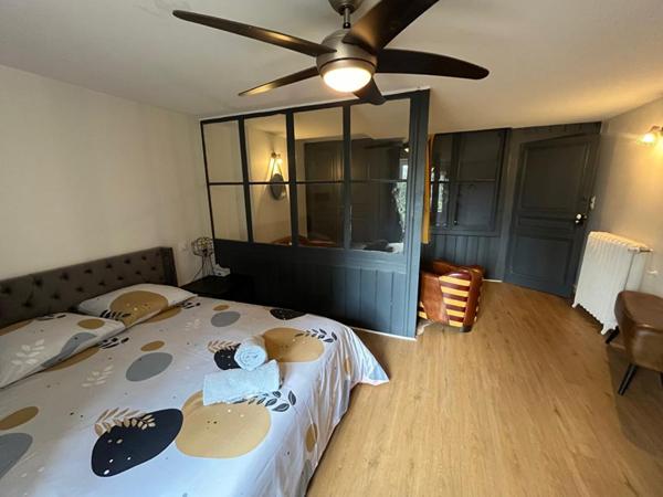VIENNE - RARE MAISON 4 CHAMBRES 180 m² , Piscine et Dépendances