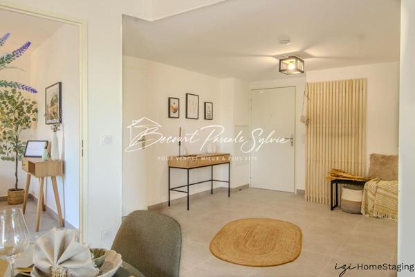 APPARTEMENT T3- 74,71 m² Idéalement situé: 242000  avec 2 terrasses et jardin , double  parkings. Très Grand confort MONTEUX (84170)