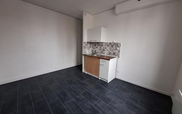 Appartement à louer    1 pièce • 19,68 m2 Drancy