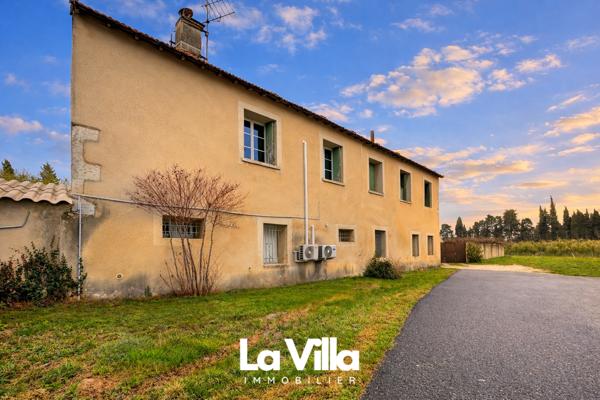 Verquières (13670) Maison 8 pièce(s) 180 m2