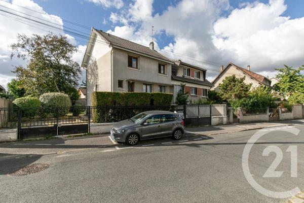 Maison à vendre  6 pièces - 97 m 2   CHAMPIGNY SUR MARNE  - 94