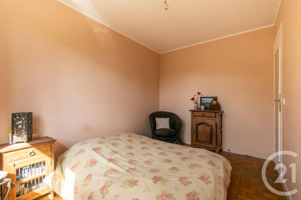 Maison à vendre  6 pièces - 97 m 2   CHAMPIGNY SUR MARNE  - 94
