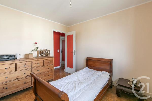Maison à vendre  6 pièces - 97 m 2   CHAMPIGNY SUR MARNE  - 94