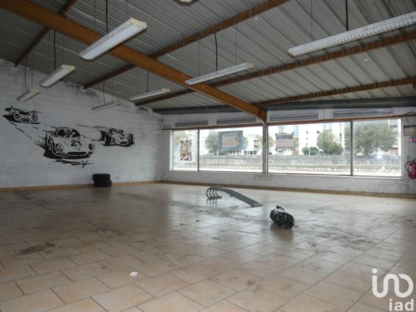 Murs commerciaux  à vendre 684 m² Alès