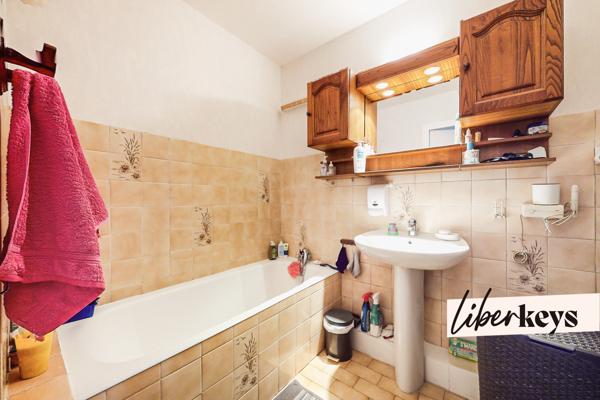 Magnifique T4 avec une terrasse et un garage dans une copropriété de standing