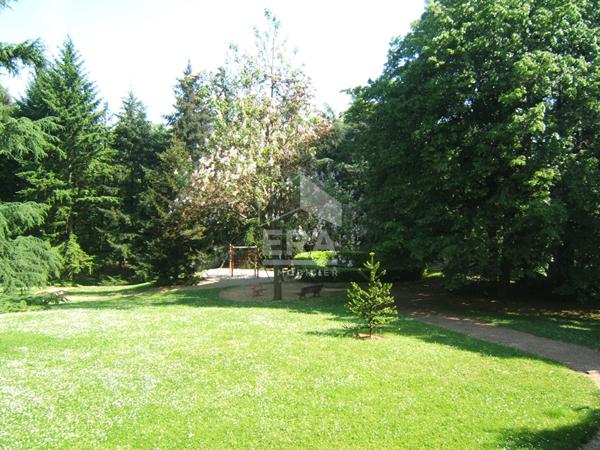 Appartement Écully 5 pièce(s) 94 m2