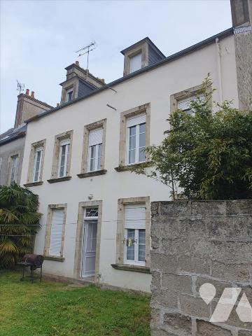 SAINT-VAAST LA HOUGUE-PROCHE COMMODITES