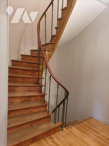 SAINT-VAAST LA HOUGUE-PROCHE COMMODITES