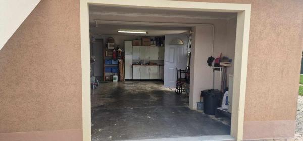 Gap (05000) A saisir Maison bourgeoise composée de 2 appartements avec de nombreuses dépendances et un grand terrain de 1