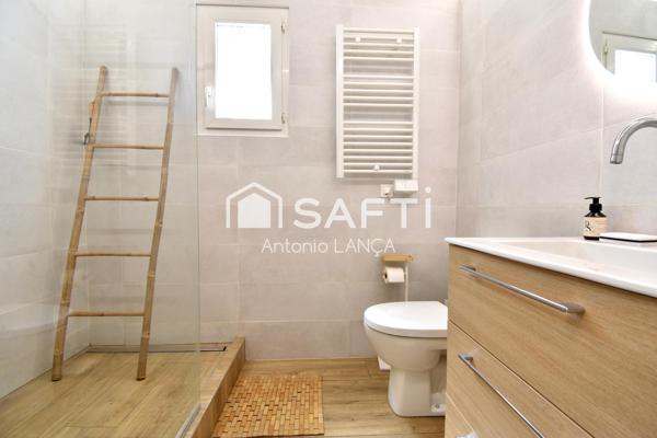 Maison rénovée au calme de 102 m2 avec trois chambres