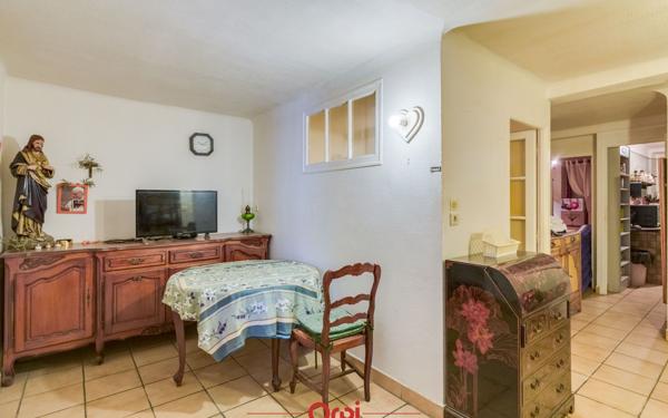 Appartement à vendre    3 pièces • 46,57 m2 Marseille 12