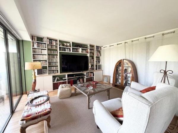 Appartement à LE CHESNAY, 78150 - 5 pièces 146m²