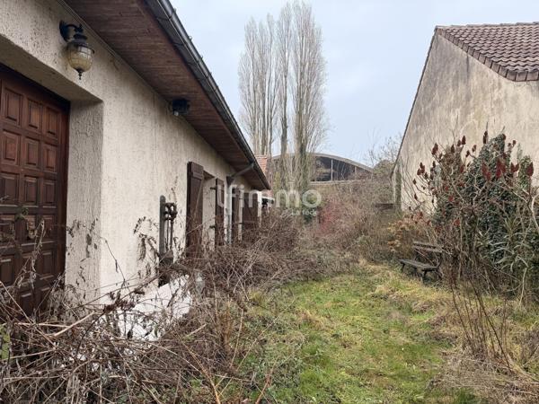 maison à vendre et deux terrains
