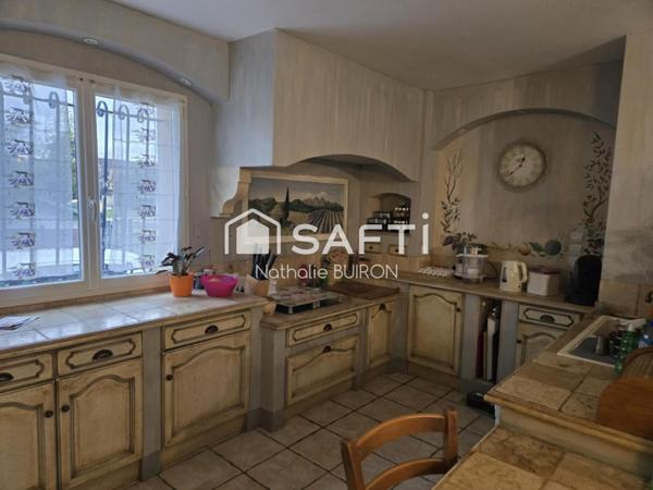 Belle maison a vendre à Ste Cecile les vignes