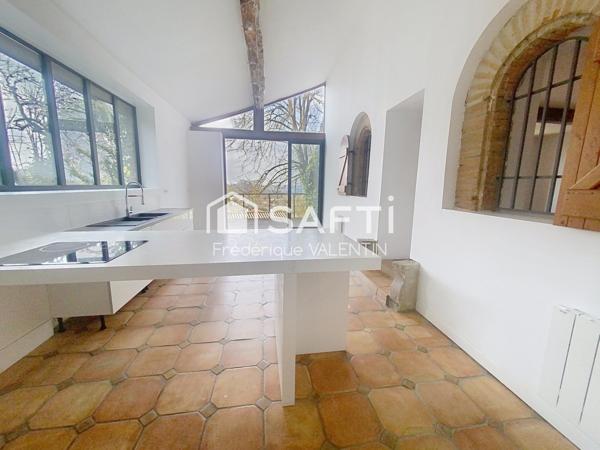 Toulousaine rénovée de Type T5 au coeur de Montastruc La Conseillére