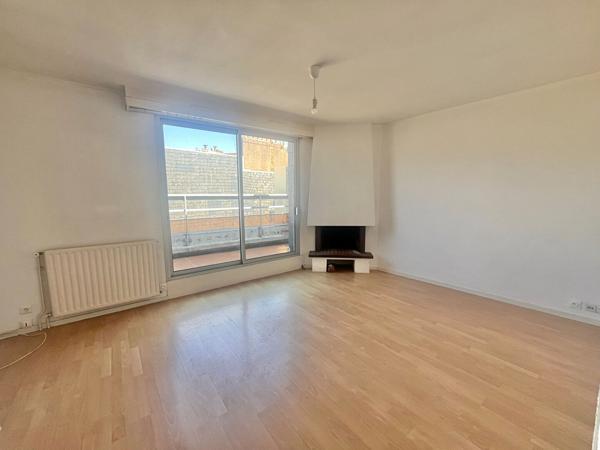 A LOUER - NANTES DOBREE - Grand Type 2 + BALCON et PARKING