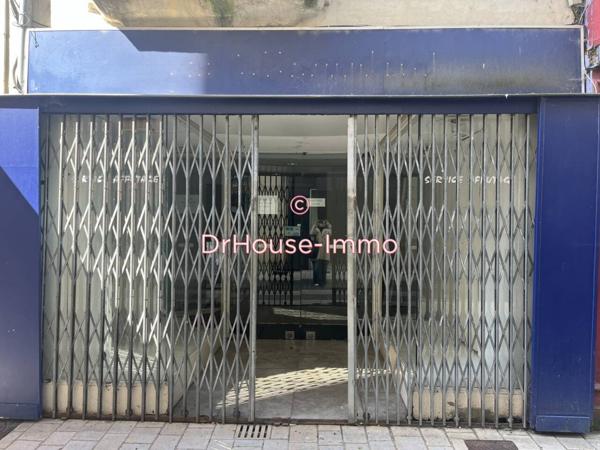 Immeuble à vendre 3 pièces de 94 m²