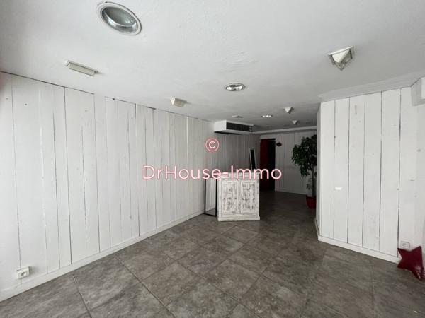 Immeuble à vendre 3 pièces de 94 m²