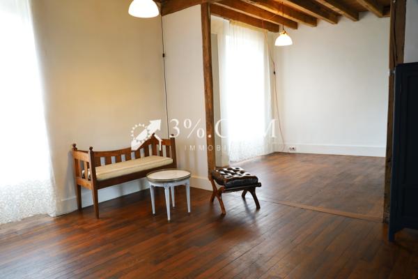 Maison de village
                                                                                                                                                                                                                                                                                                                        5 pièce(s)                                                                                                                                                                                                          3 chambre(s)                                                                                                                                                                                                          150  m²