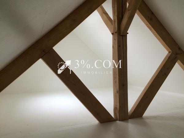 Maison de village
                                                                                                                                                                                                                                                                                                                        5 pièce(s)                                                                                                                                                                                                          3 chambre(s)                                                                                                                                                                                                          150  m²