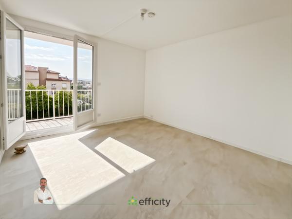 Appartement
         1 pièce
        - 19 m² 33 000 €*