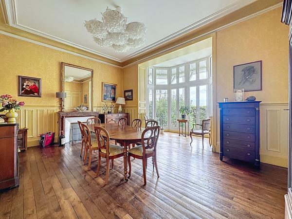 Belle maison familiale à vendre DINAN - Proche écoles et commerces