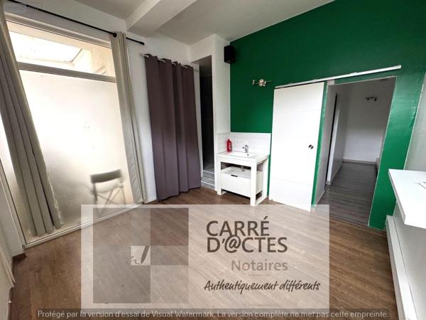 Murs commerciaux à vendre à Caveirac dans le Gard (30820), ref : 1003 / 856